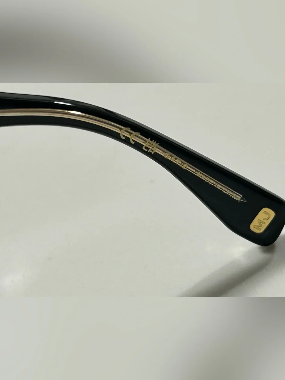 Marc Jacobs Sunglasses with Brown Gradient Lenses BN